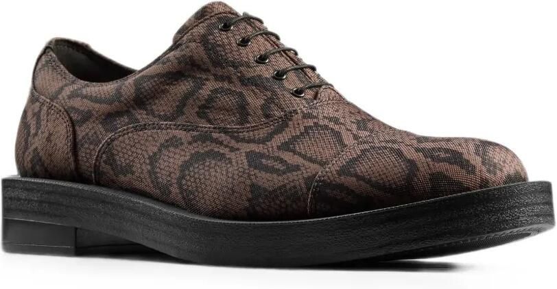 Clarks Originals Oxford schoenen met slangen-effect Bruin