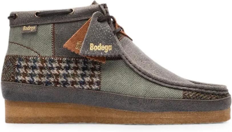Clarks Originals Wallabee Boot desert boots met patchwork Grijs