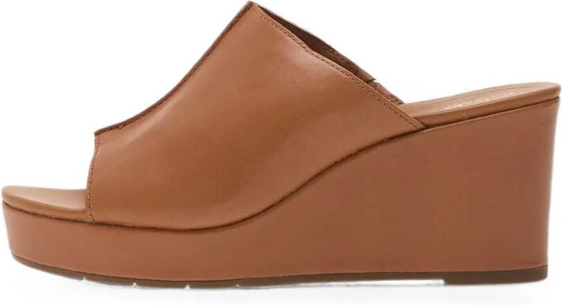 Clarks Sabina sandalen met open neus en sleehak Bruin