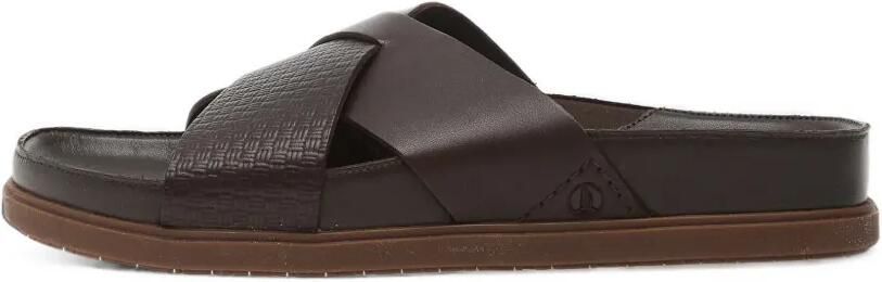 Clarks Torford Cross sandalen met gekruist detail Bruin