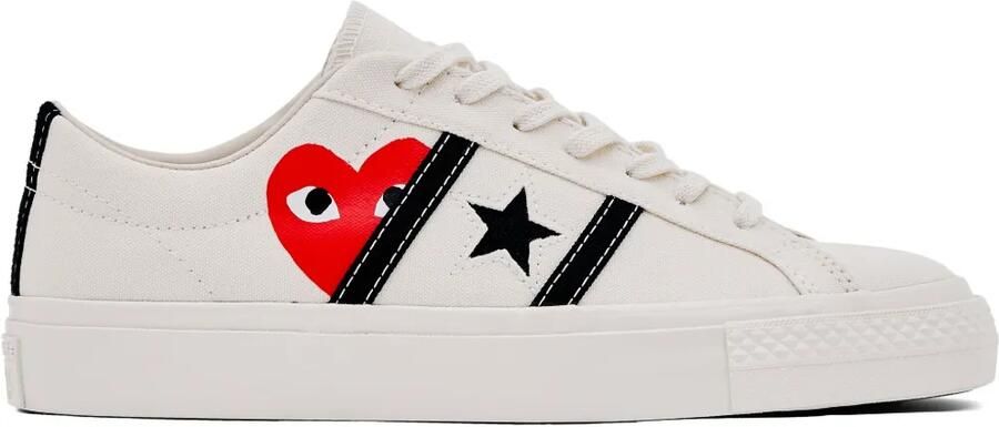 Comme Des Garçons Play x Converse One Star Academy Pro sneakers Wit