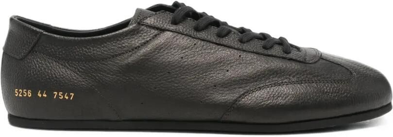 Common Projects Sneakers van bewerkt leer Bruin