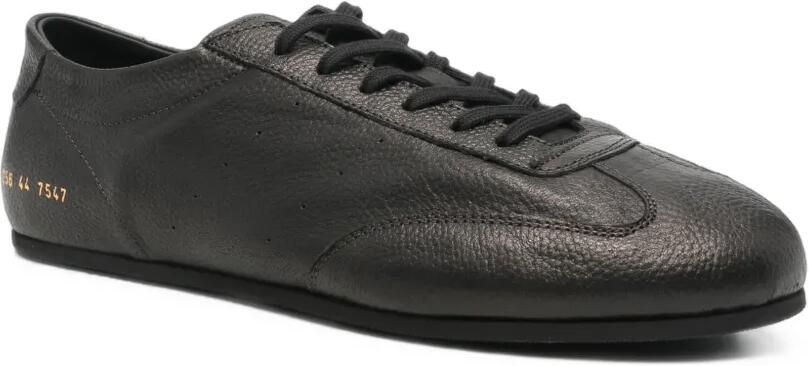 Common Projects Sneakers van bewerkt leer Bruin - Foto 3
