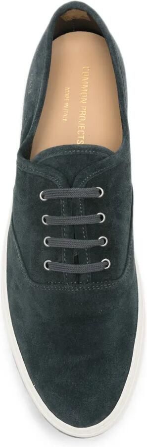 Common Projects Suède sneakers met goudkleurig serienummer Blauw - Foto 3