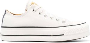 Converse Chuck Taylor sneakers met plateauzool Beige