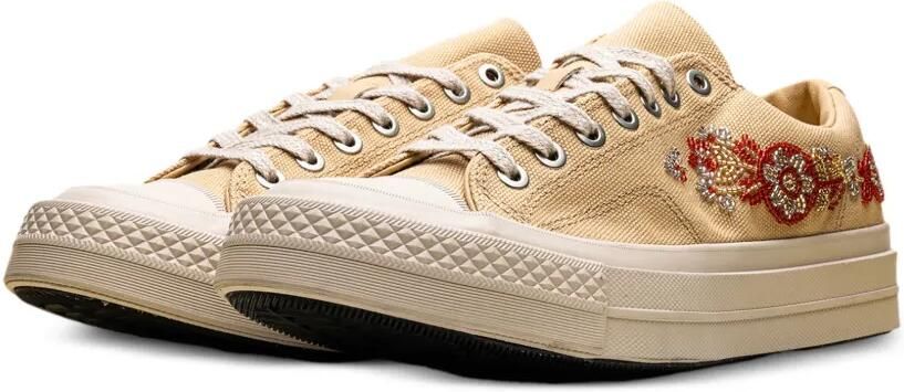 Converse Chuck Taylor All Star sneakers met bloemenkralen Beige - Foto 2
