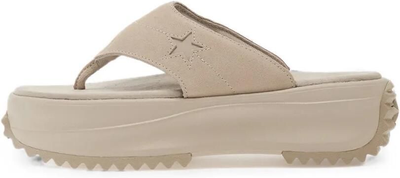 Converse Run Star suède sandalen met plateauzool Beige
