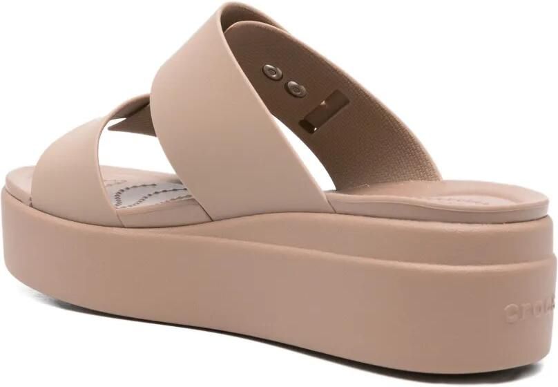 Crocs 40 mm Brooklyn sandalen met dubbele gesp Beige - Foto 2