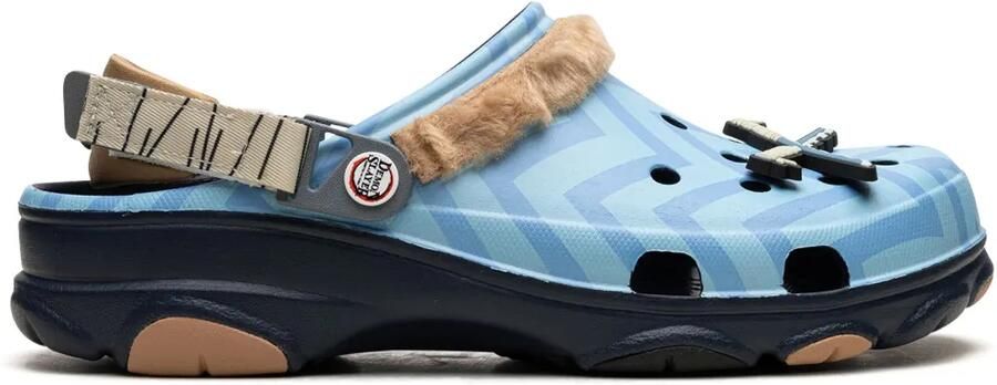 Crocs All-Terrain Clog "Demon Slayer Inosuke" clogs Blauw