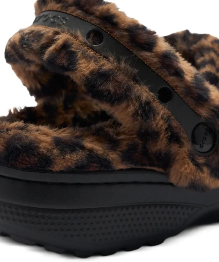 Crocs Donzige slippers met luipaardprint Bruin - Foto 2
