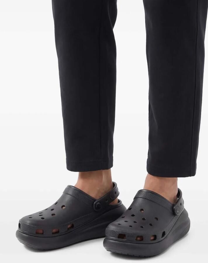 Crocs Slippers met plateauzool Zwart - Foto 2