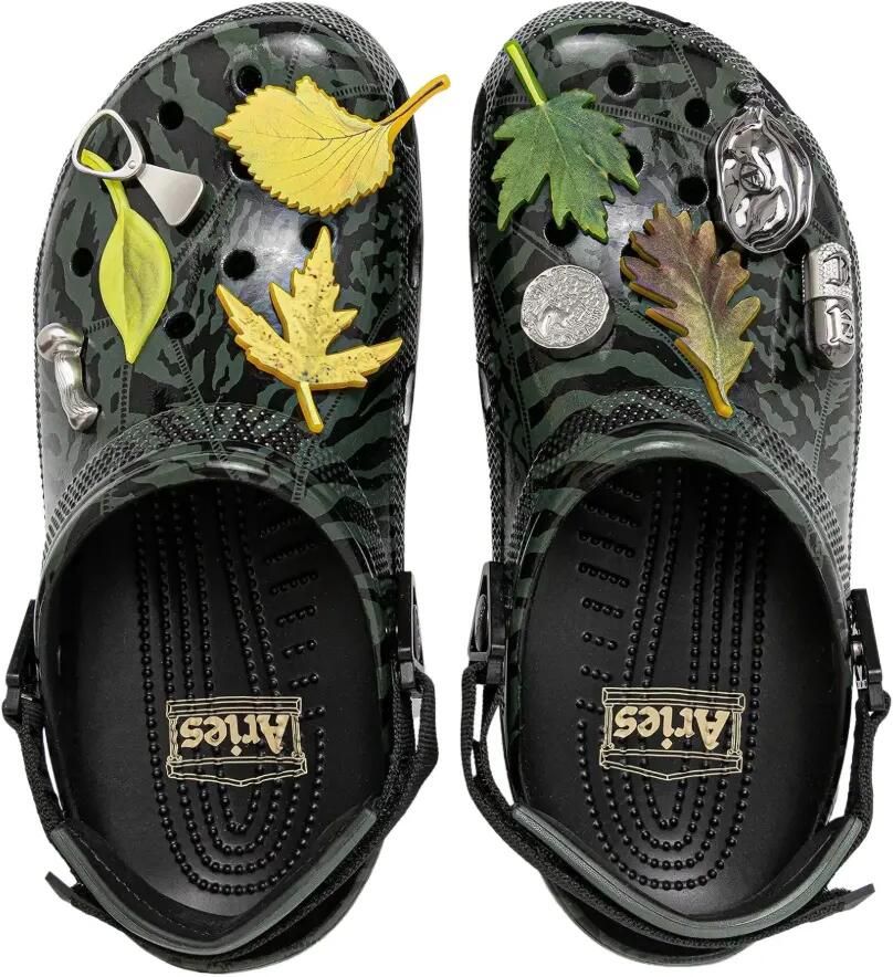 Crocs x Aries Arise Classic klompen verfraaid met Jibbitz™ camouflageprint Zwart - Foto 2