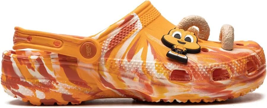 Crocs x Honey Nut C ios Classic Clog slippers Oranje