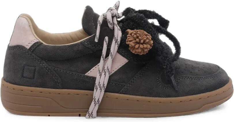 D.A.T.E. Court 2.0 suède sneakers met pompon Grijs