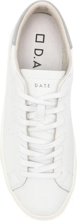 D.A.T.E. Sneakers met geperforeerde vlakken Wit