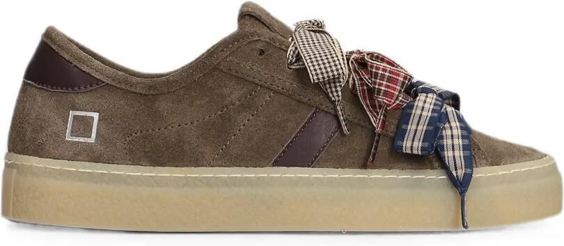 D.A.T.E. Suède sneakers verfraaid met strik Bruin