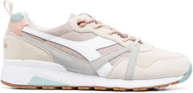 Diadora Sneakers met vlakken Beige