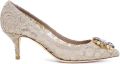 Dolce & Gabbana Bellucci Rainbow pumps met broche en bandjes Beige - Beige