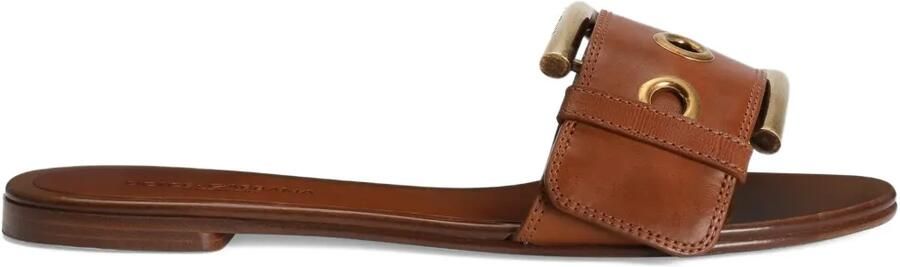 Dolce & Gabbana Platte sandalen met gespdetail Bruin