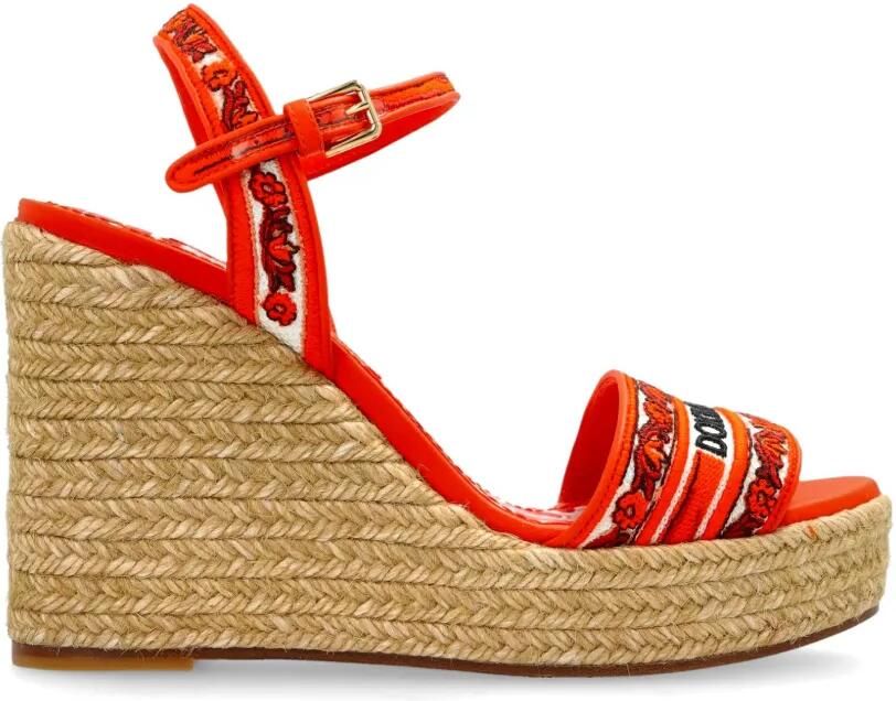 Dolce & Gabbana Sandalen met borduurwerk en sleehak Oranje