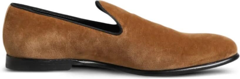Dolce & Gabbana Fluwelen loafers met afwerking Bruin