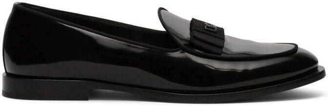 Dolce & Gabbana Lakleren slippers met logo label Zwart
