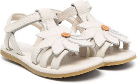Donsje Sandalen met bloe patch Beige