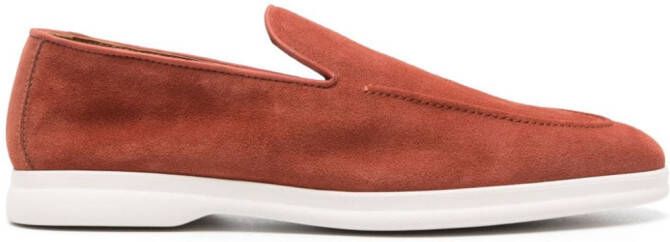 Doucal's almond-toe suede loafers Bruin