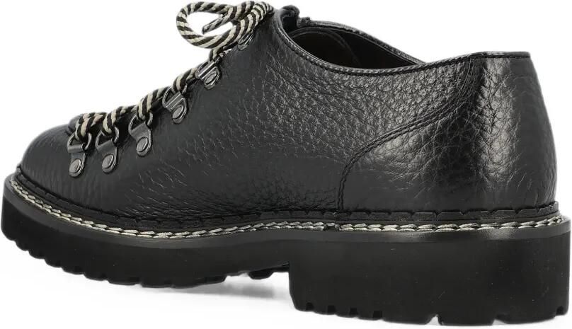 Doucal's Derby veterschoenen van bewerkt leer Zwart