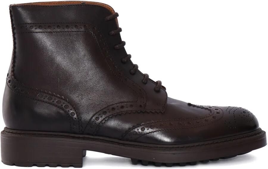 Doucal's Laarzen met geperforeerd detail Bruin