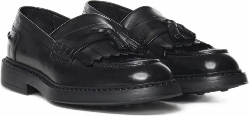 Doucal's Kiltie loafers met kwastje Zwart