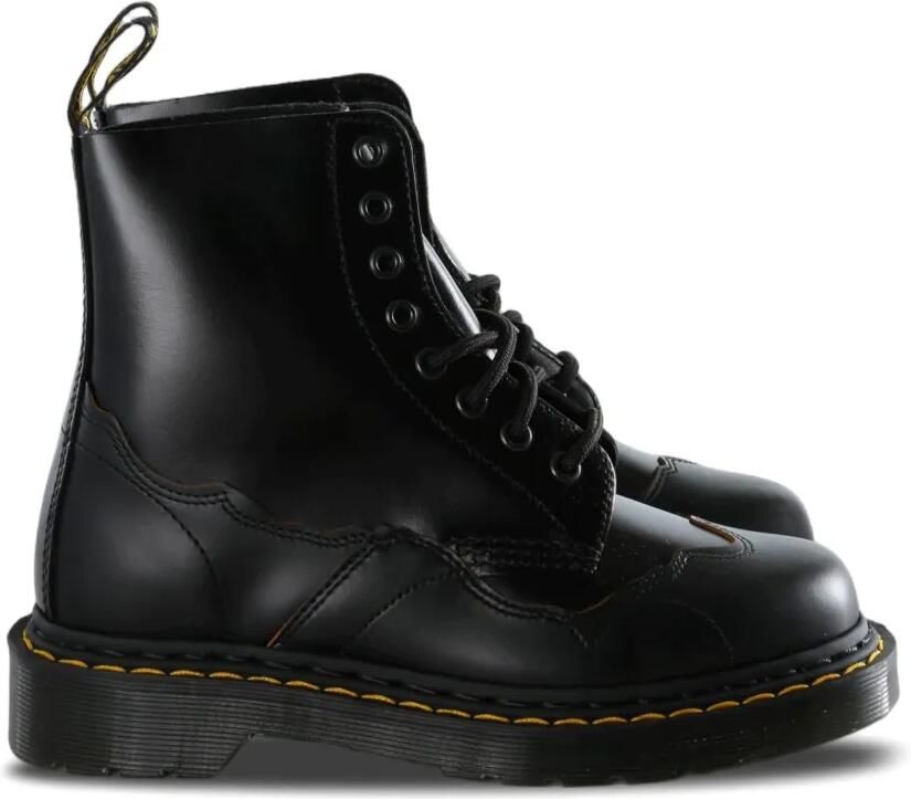 Dr. Martens 1460 Pascal RI veterlaarzen met wingtip vlak Zwart