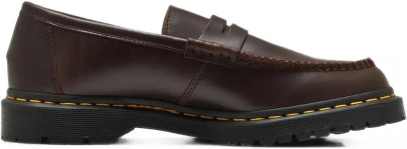 Dr. Martens Adrian loafers met stikseldetail Bruin