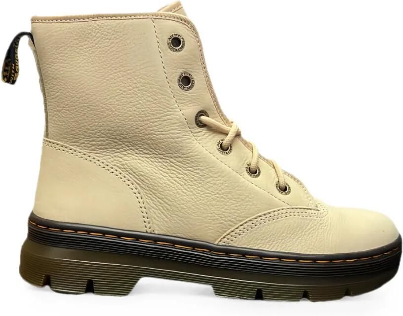 Dr. Martens Charlee Chukka enkellaarzen Beige