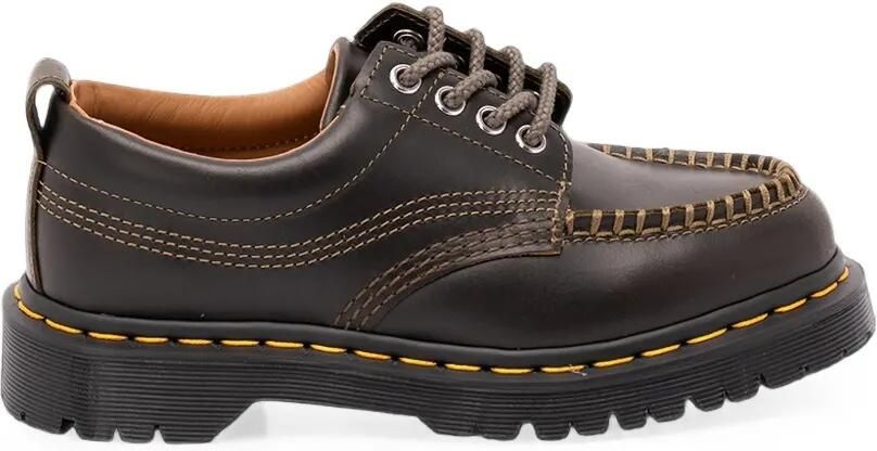 Dr. Martens Derby schoenen met stikselafwerking Bruin