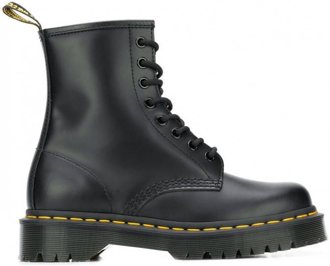 Dr. Martens Enkellaarzen met veters Zwart