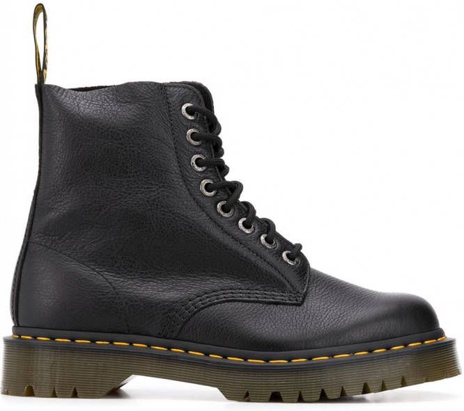 Dr. Martens Enkellaarzen met veters Zwart