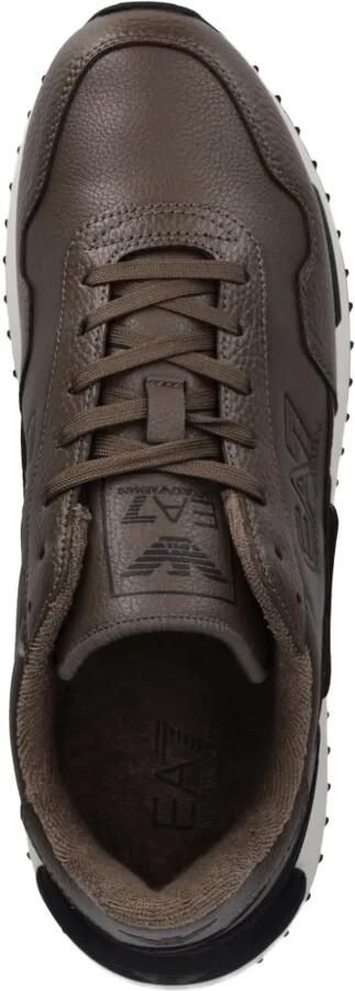 Ea7 Emporio Ar i Sneakers met textuur en logo-print Bruin - Foto 4
