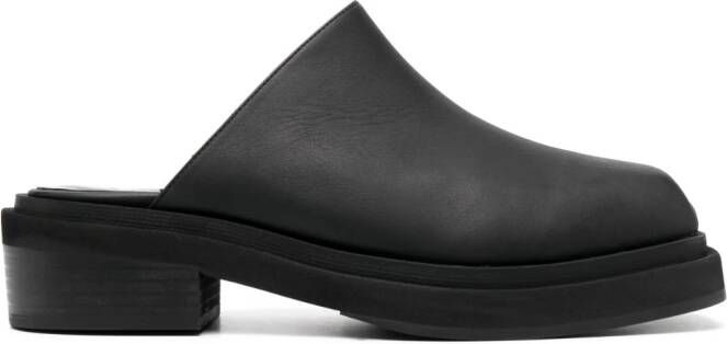 Eckhaus Latta Zoe leren klompen Zwart