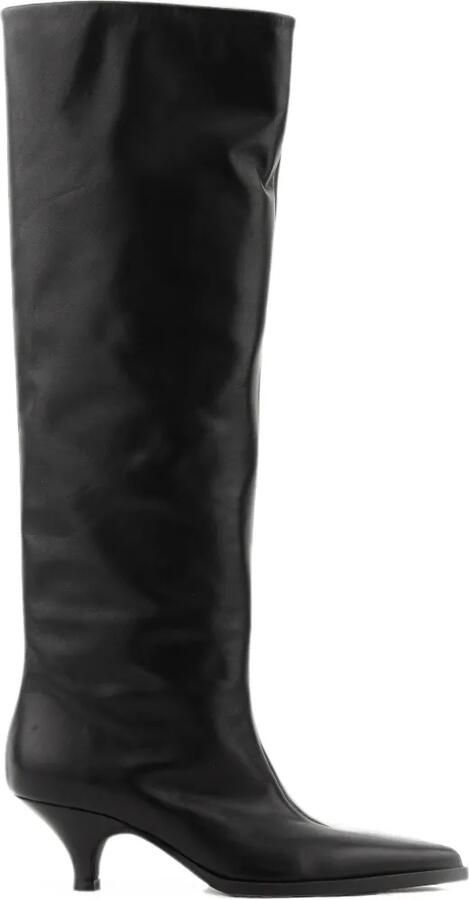 Elena Iachi Thais sharp knee-high boots Zwart