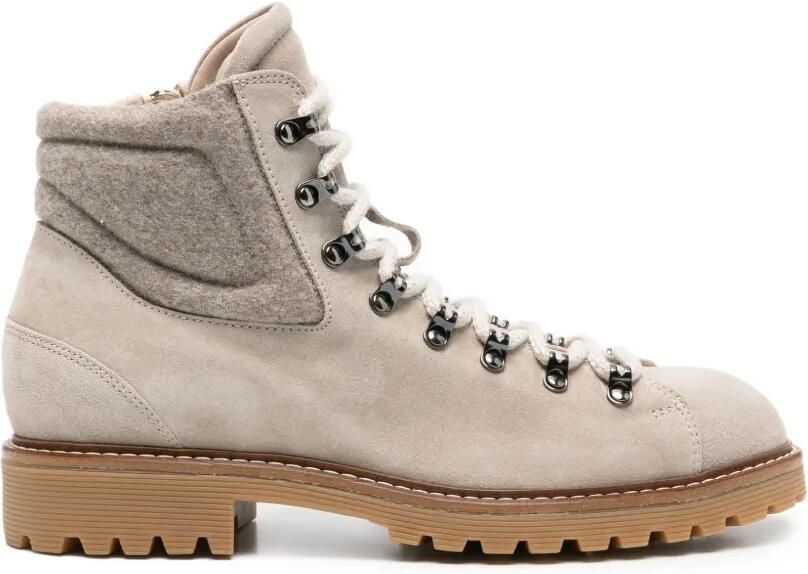 Eleventy Suède enkellaarzen Beige