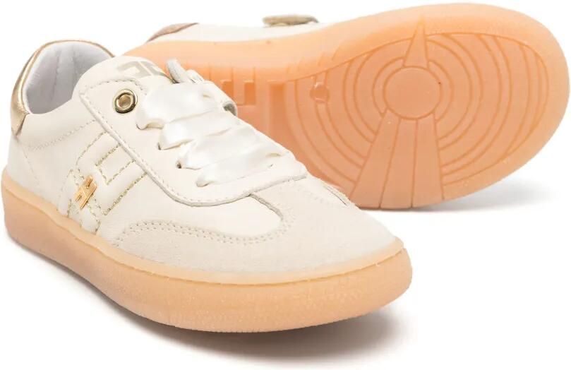 Elisabetta Franchi La Mia Bambina Sneakers met logodetail Beige