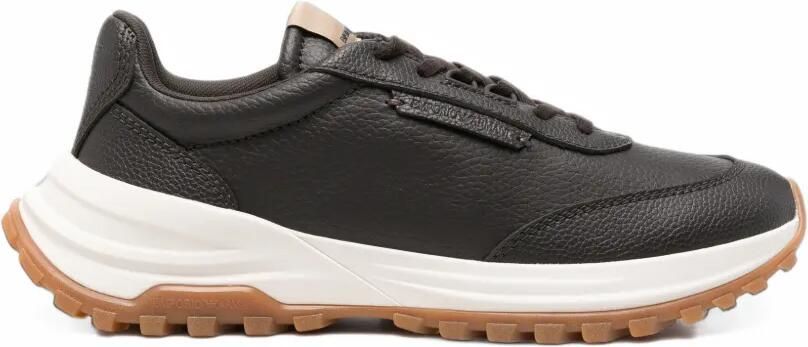 Emporio Armani Capsule sneakers met kiezel-effect Bruin