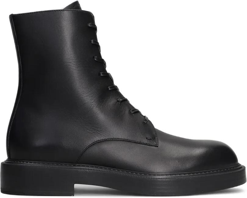 Emporio Armani Leren veterlaarzen Zwart