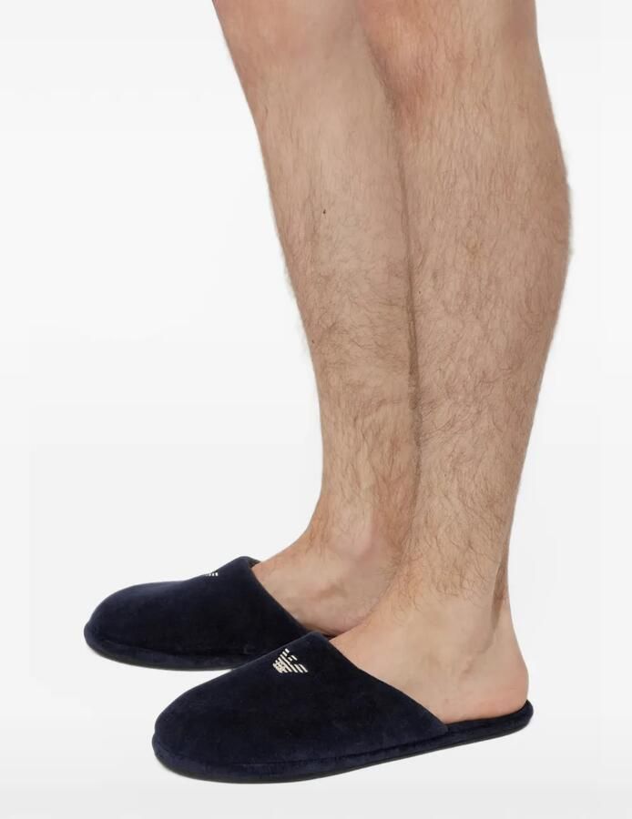 Emporio Armani slip-on slippers in chenille with embroidered logo Blauw - Foto 2