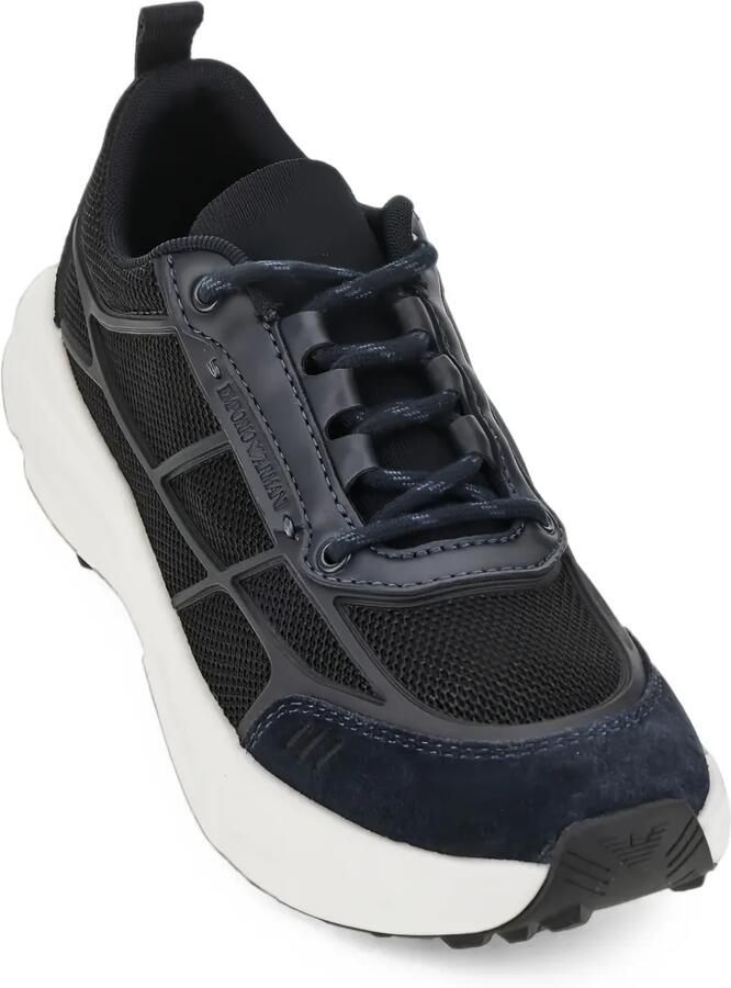 Emporio Armani Sneakers met mesh vlakken en suède afwerking Zwart