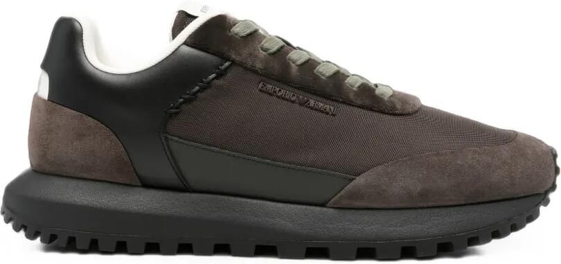 Emporio Armani Sneakers met suède vlakken Bruin