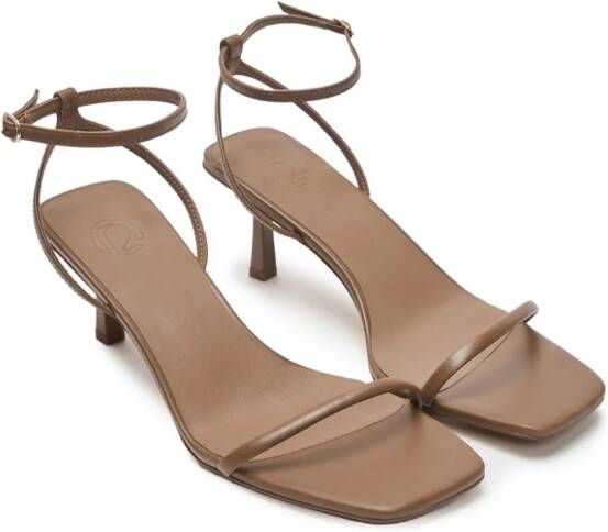 12 STOREEZ Leren sandalen Bruin