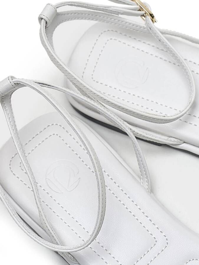 12 STOREEZ Leren sandalen met gesp Wit