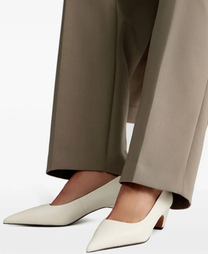 12 STOREEZ Pumps met puntige neus Beige